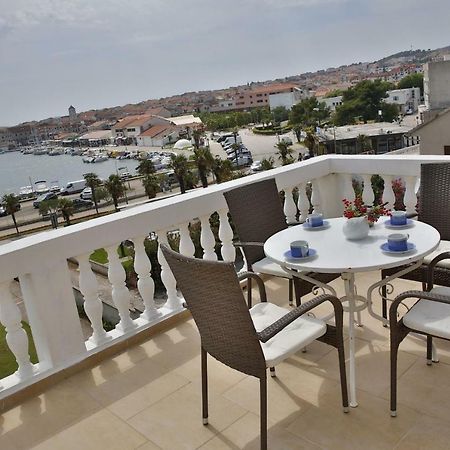 Apartment And Rooms Villa Kolonada 보디체 외부 사진